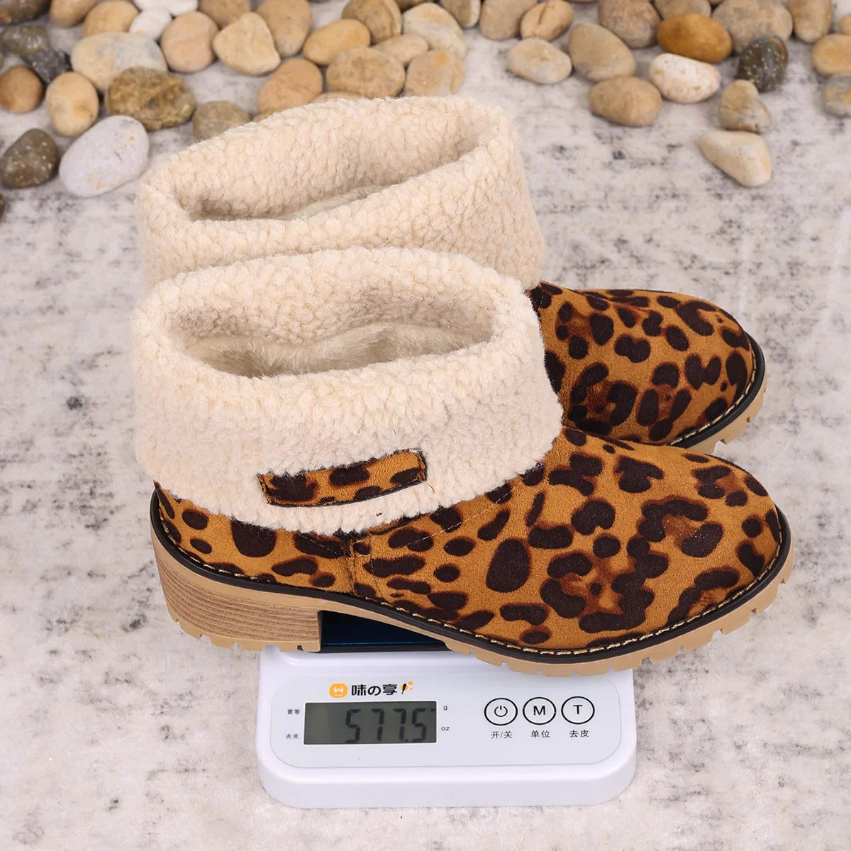 Women's Winter Snow Boots – Warm Comfortable Outdoor Shoes